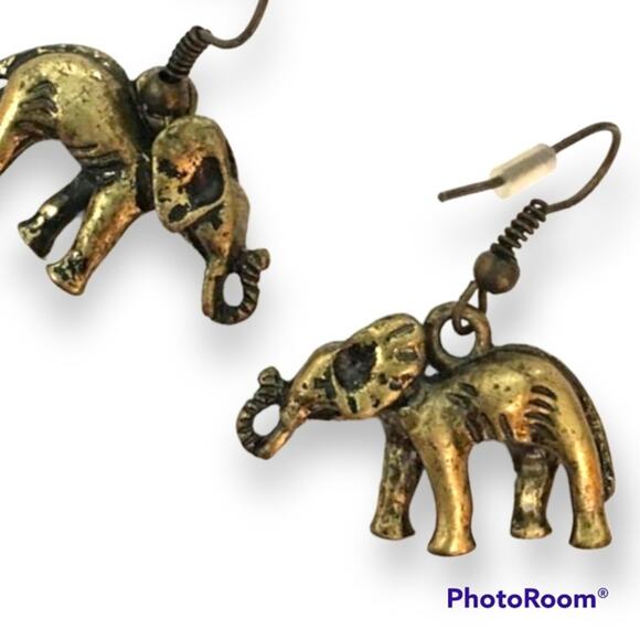 Brass tone elephant fish hook earrings - Picture 1 of 5